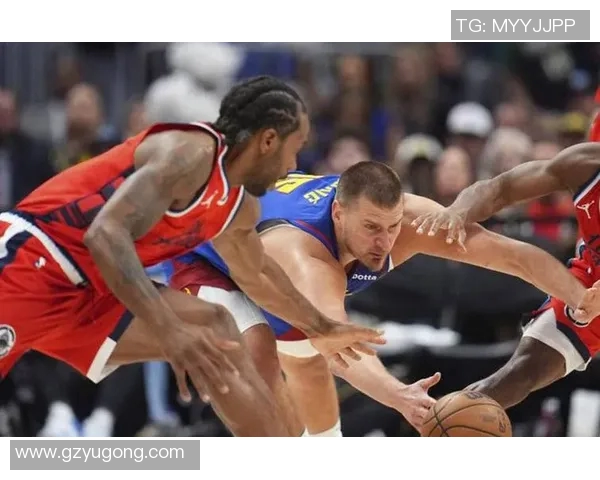 快船在关键时刻被掘金逆转赛季悬念再度升级引发热议